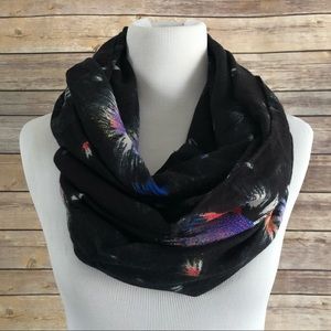 *Silence + Noise Infinity Scarf*